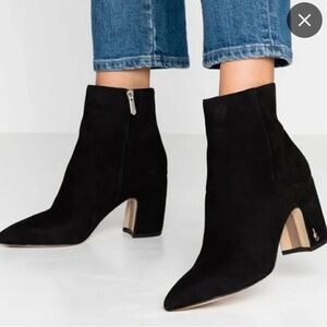 Sam Edelman suede Hilty ankle boots size 7. Block heel, pointed toe. GUC